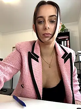 Hii Lolla online show from January 2026 09:01:02 AM