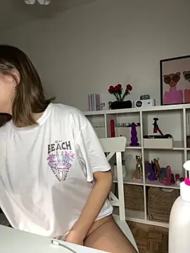 Hii Lolla online show from March 2025 07:08:02 PM