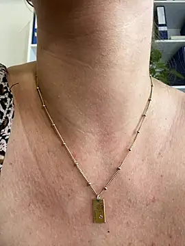 Hii Lolla online show from April 2026 07:45:01 AM