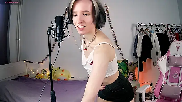 Snapshot of Violet_Veliya chatting on March 2025 04:11:02 PM Violet Veliya online show from March 2025 04:11:02 PM