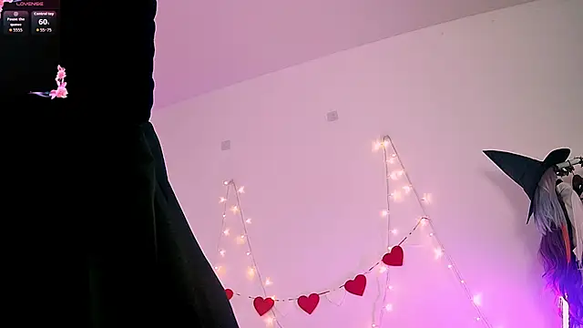 Violet Veliya online show from March 2026 03:27:02 PM