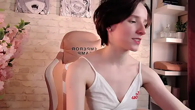 Snapshot of Violet_Veliya chatting on January 2025 03:42:01 PM Violet Veliya online show from January 2025 03:42:01 PM