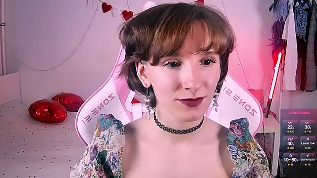 Violet Veliya online show from February 2026 04:04:01 PM