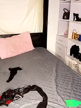 rosey cheeks online show from November 2025 03:05:02 AM