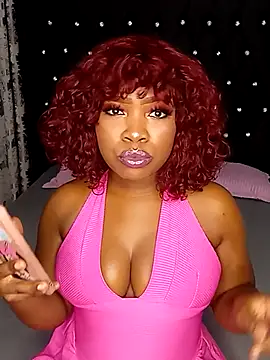 Snapshot of rosey_cheeks chatting on May 2026 01:36:01 AM rosey cheeks online show from May 2026 01:36:01 AM