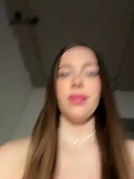 Snapshot of -SweetDi- chatting on July 2026 02:12:01 AM -SweetDi- online show from July 2026 02:12:01 AM