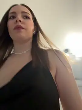 -SweetDi- online show from May 2026 06:41:02 PM