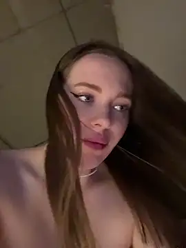 Snapshot of -SweetDi- chatting on July 2026 06:16:01 PM -SweetDi- online show from July 2026 06:16:01 PM