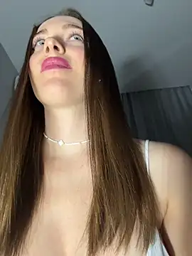 -SweetDi- online show from May 2026 05:43:02 PM