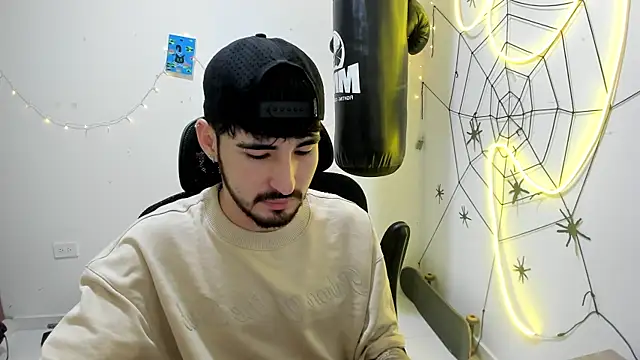 DmitriSanders online show from January 2026 03:08:01 PM