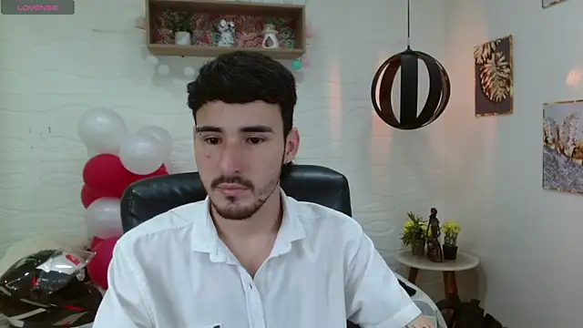 DmitriSanders online show from February 2025 08:53:02 PM