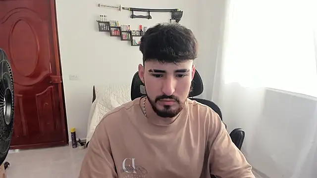 DmitriSanders online show from April 2026 09:39:01 PM