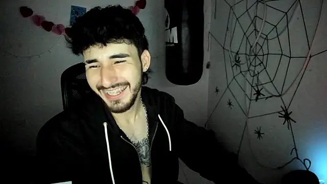 DmitriSanders online show from February 2026 02:33:02 AM