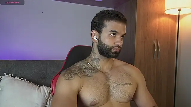 MarkHazze online show from April 2026 12:01:02 AM