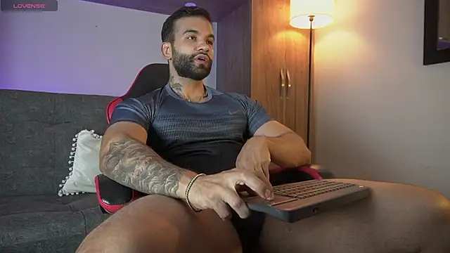 MarkHazze online show from February 2026 10:30:02 PM