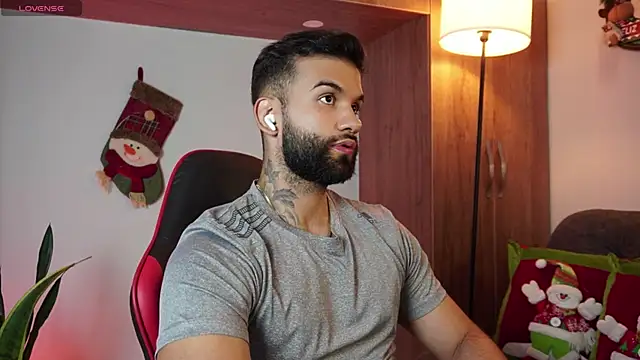 MarkHazze online show from November 2025 11:27:01 PM