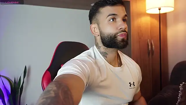 MarkHazze online show from November 2025 10:13:02 PM