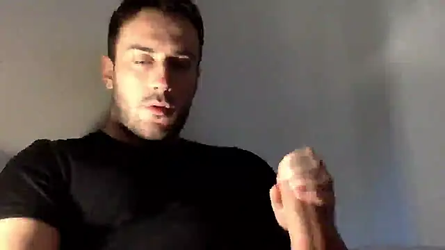 Snapshot of mainnrd chatting on January 2025 09:23:01 AM mainnrd online show from January 2025 09:23:01 AM