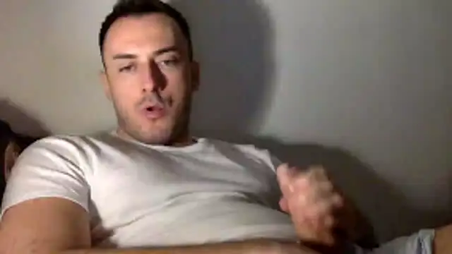 Snapshot of mainnrd chatting on October 2025 01:04:02 AM mainnrd online show from October 2025 01:04:02 AM