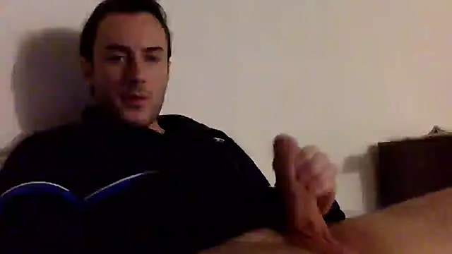 Snapshot of mainnrd chatting on January 2025 04:22:02 AM mainnrd online show from January 2025 04:22:02 AM