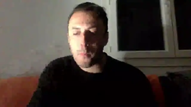 Snapshot of mainnrd chatting on May 2026 09:35:02 PM mainnrd online show from May 2026 09:35:02 PM