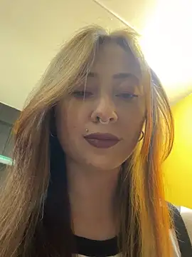 Snapshot of Sofii_gold chatting on December 2024 12:02:01 AM Sofii gold online show from December 2024 12:02:01 AM