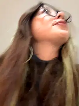 Snapshot of Sofii_gold chatting on September 2025 02:23:01 AM Sofii gold online show from September 2025 02:23:01 AM