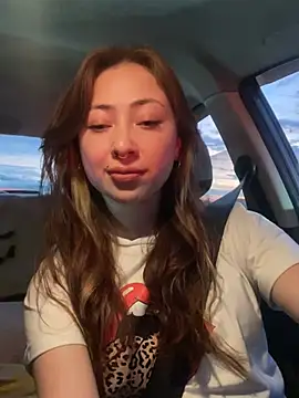 Snapshot of Sofii_gold chatting on December 2024 11:13:02 PM Sofii gold online show from December 2024 11:13:02 PM