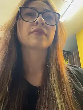 Snapshot of Sofii_gold chatting on March 2025 11:38:01 PM Sofii gold online show from March 2025 11:38:01 PM