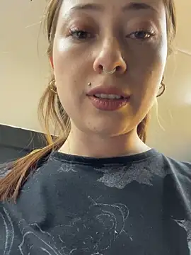 Snapshot of Sofii_gold chatting on December 2024 12:25:01 AM Sofii gold online show from December 2024 12:25:01 AM