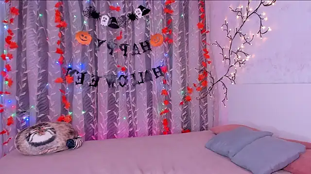 space cowgirl online show from November 2025 11:19:02 PM