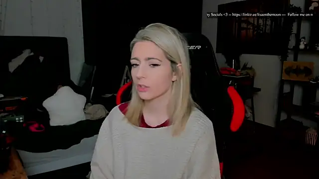 Lisaonthemoon online show from January 2026 06:33:02 PM