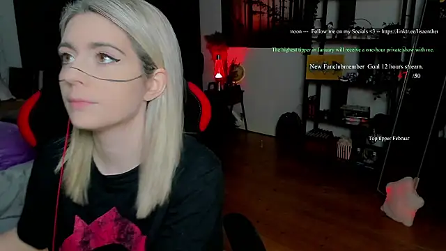 Lisaonthemoon online show from February 2026 04:28:01 PM