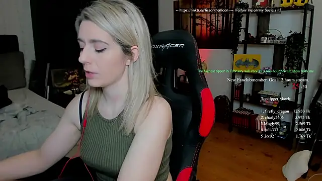 Lisaonthemoon online show from March 2026 07:17:01 PM