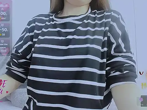 Linh diudang online show from November 2025 02:34:01 AM