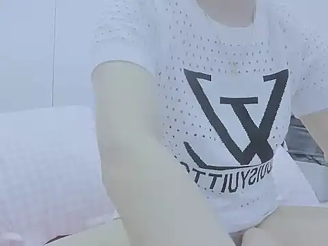 Linh diudang online show from September 2025 01:15:01 AM