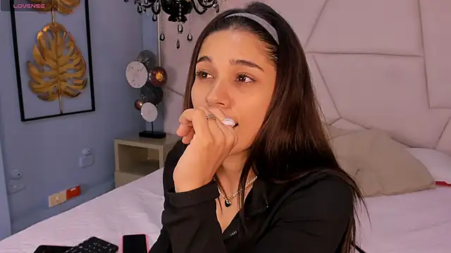 bellaa becca online show from November 2025 06:40:02 PM