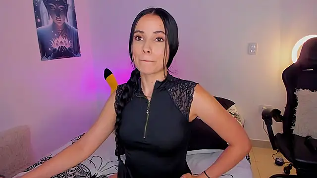 Snapshot of melanyrouse1 chatting on May 2026 08:06:02 PM melanyrouse1 online show from May 2026 08:06:02 PM