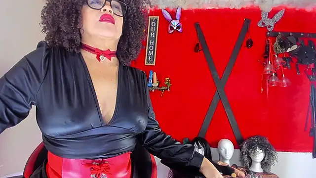 jena derboo online show from May 2026 10:40:02 AM