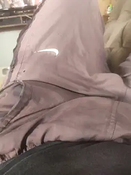 dredre1069 online show from November 2025 06:23:02 PM