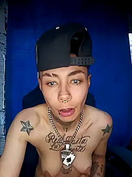 real fenix online show from November 2025 08:19:01 PM