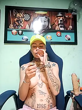 real fenix online show from November 2025 10:04:02 PM