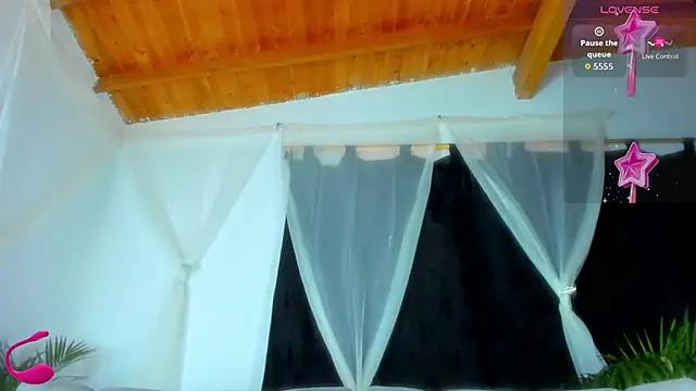 esteveen ortegas  online show from December 2025 03:44:02 PM