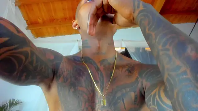 esteveen ortegas  online show from December 2025 06:42:02 PM