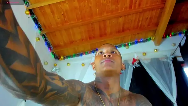 esteveen ortegas  online show from December 2025 10:10:01 PM