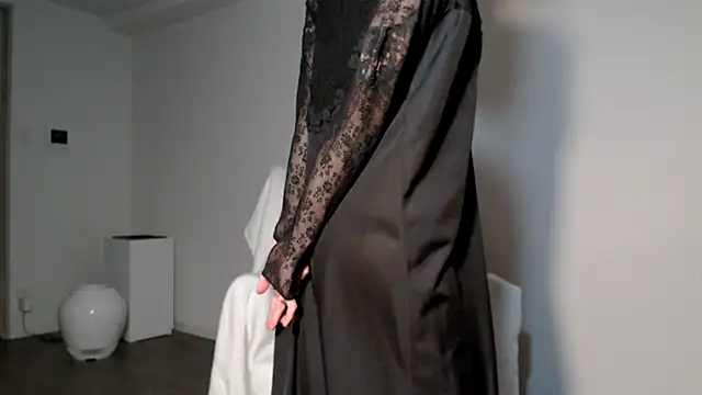 Lily 0000 online show from March 2025 02:57:01 PM