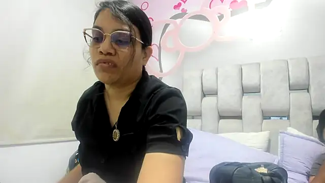 KEYRA-MILLER- online show from May 2026 01:36:02 AM