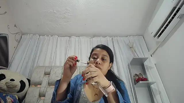 KEYRA-MILLER- online show from February 2026 02:20:01 AM