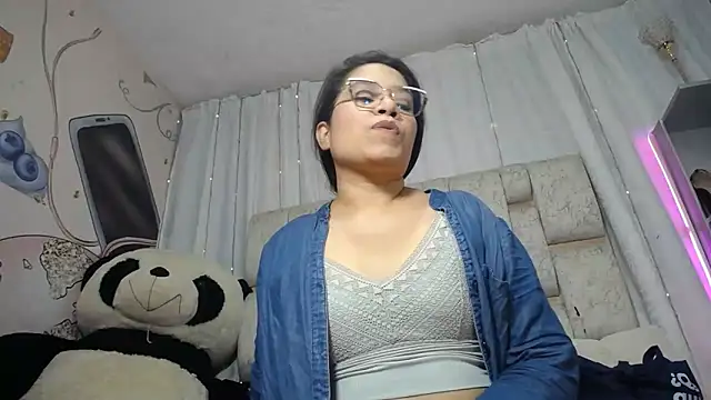 KEYRA-MILLER- online show from December 2025 02:39:02 AM