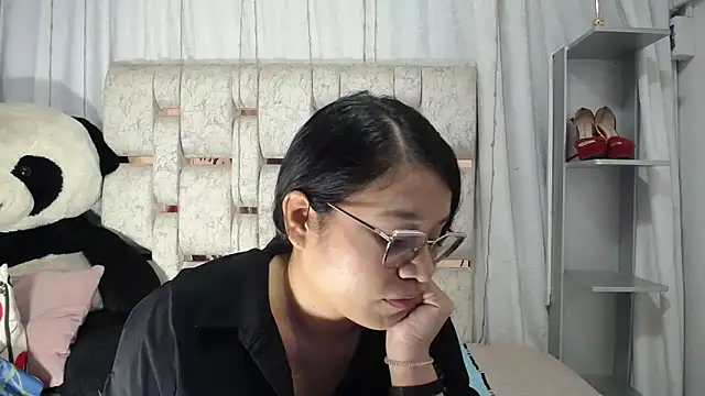 KEYRA-MILLER- online show from February 2026 02:11:01 AM